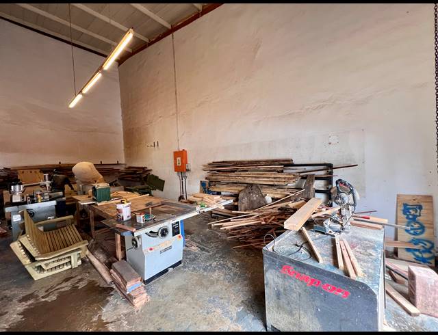 135M² MINI FACTORY TO LET IN UMBOGINTWINI